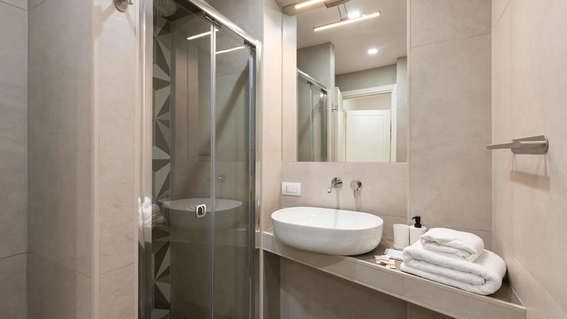 Sjr Luxury Apartment Trevi Fountain Rome 0*,