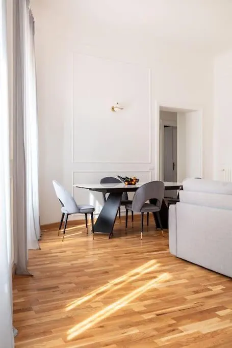 Sjr Luxury Apartment Trevi Fountain Rome