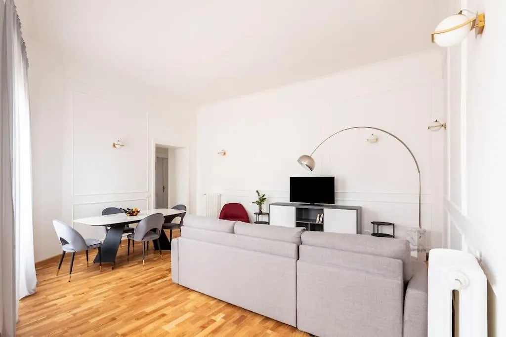 Sjr Luxury Apartment Trevi Fountain Rome