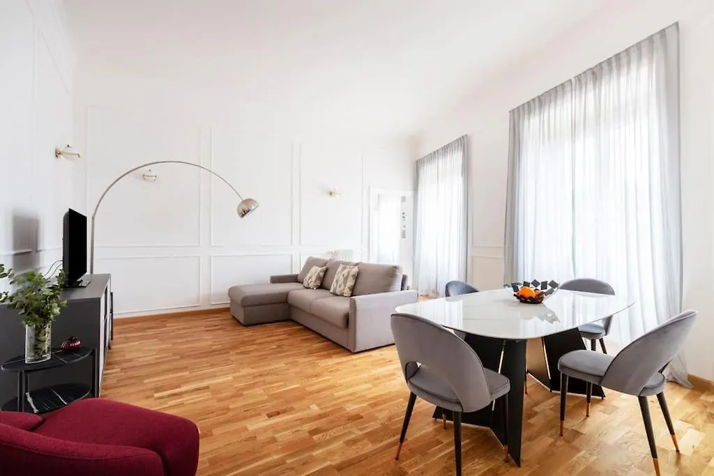 Sjr Luxury Apartment Trevi Fountain Rome