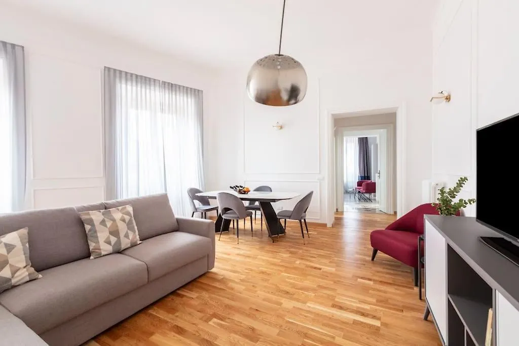 Sjr Luxury Apartment Trevi Fountain Rome